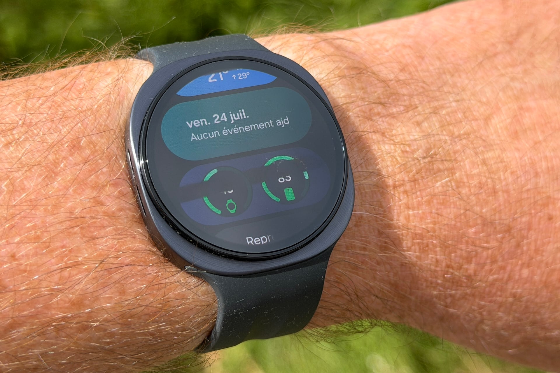Samsung Galaxy Watch 9 00018