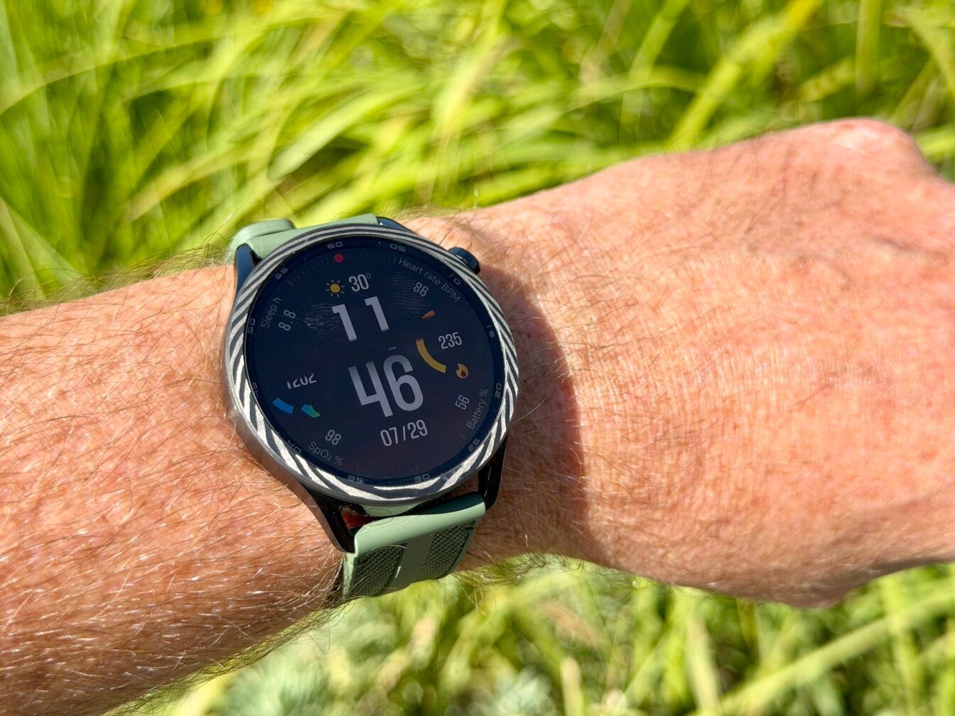 Test Xiaomi Watch S5 : élégante et endurante, la montre connectée qui fait oublier son chargeur