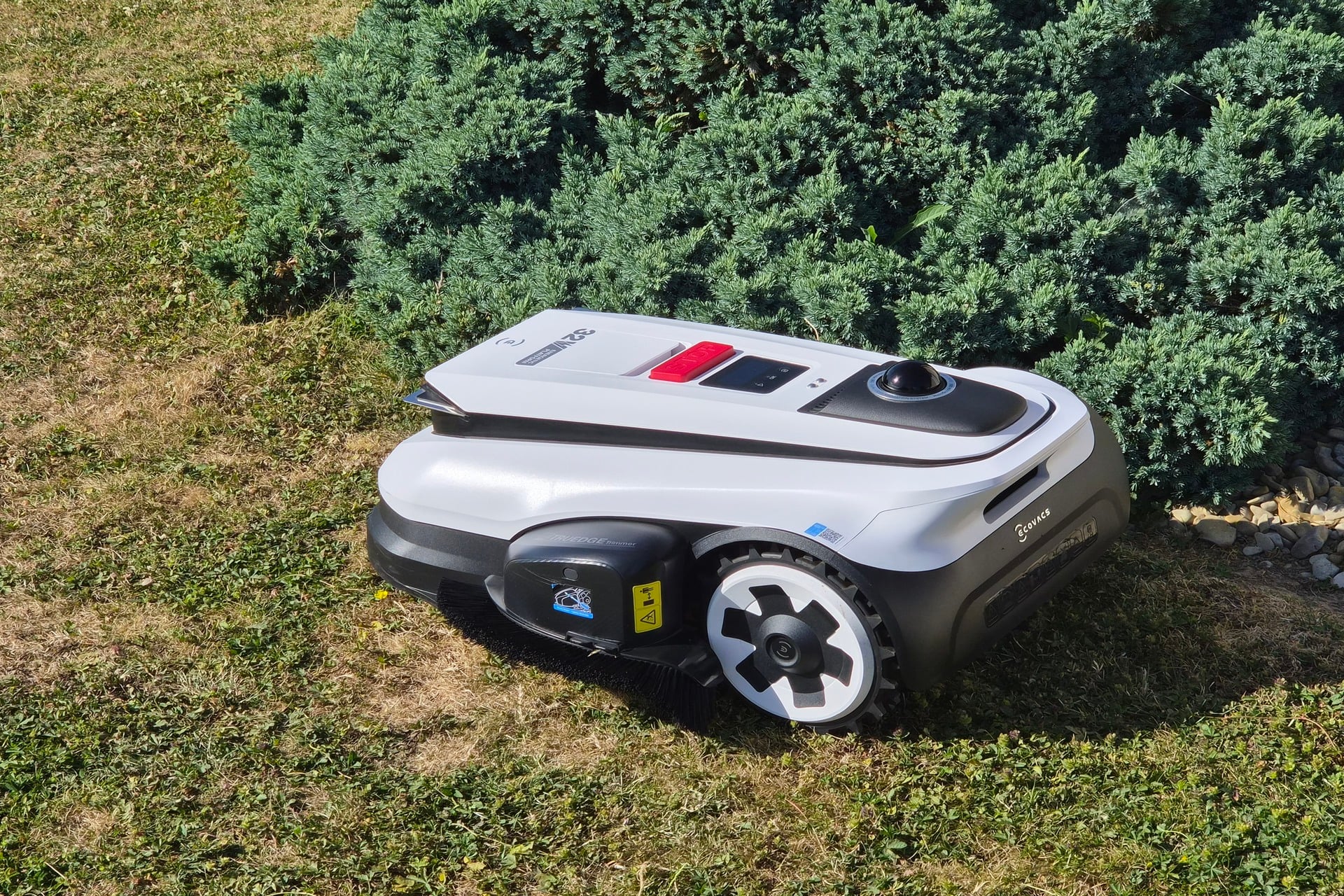 Test Ecovacs Goat A1600 LiDAR Pro rotofil bordures