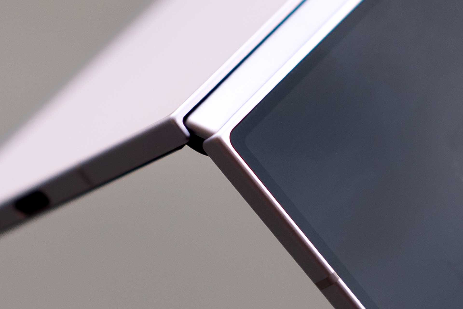 Samsung Galaxy Z Fold 8 Design 1
