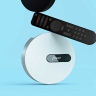 Free Freebox Pop Fond Bleu Clair