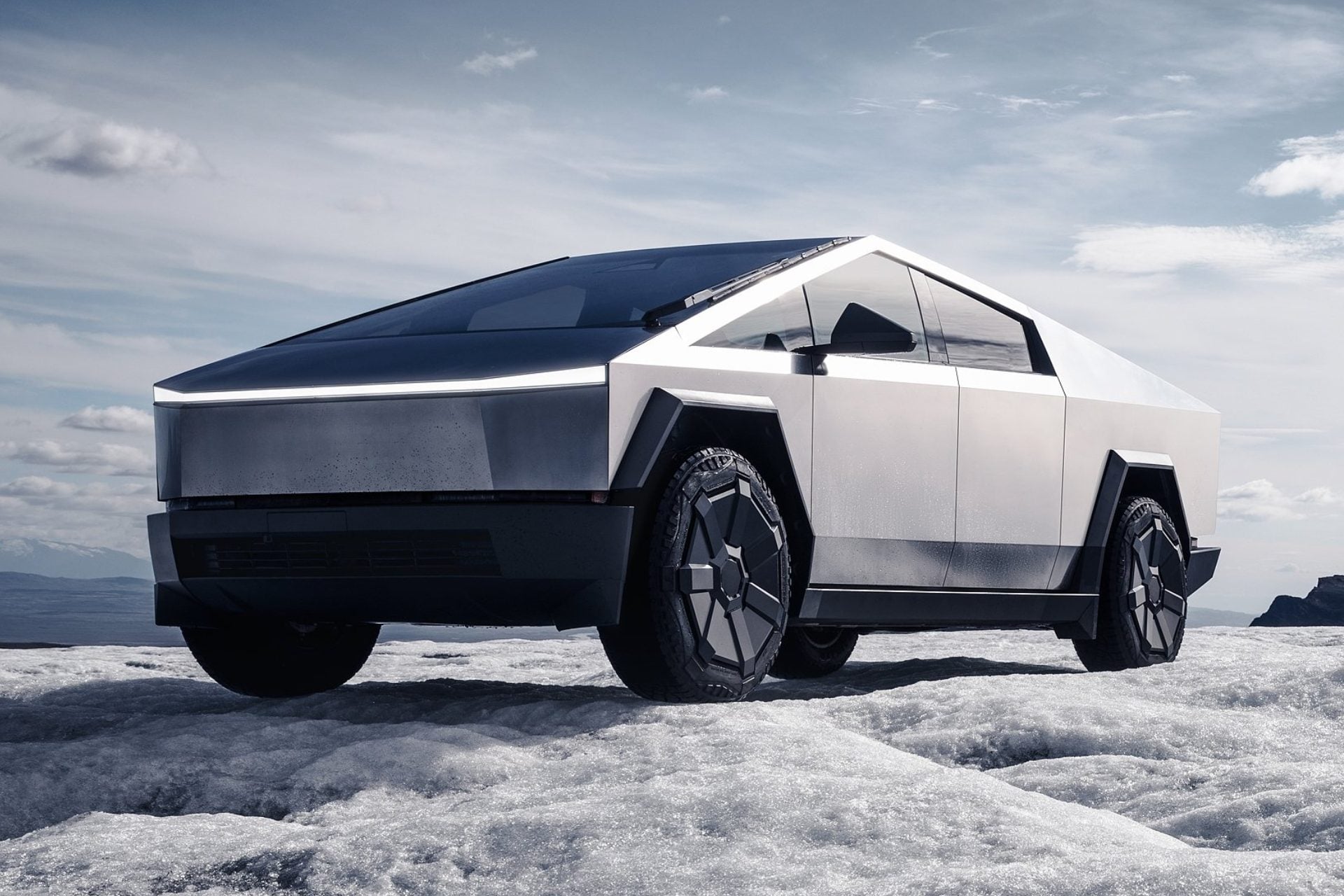 Tesla Cybertruck (2)