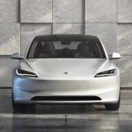 Tesla Model 3 (3)
