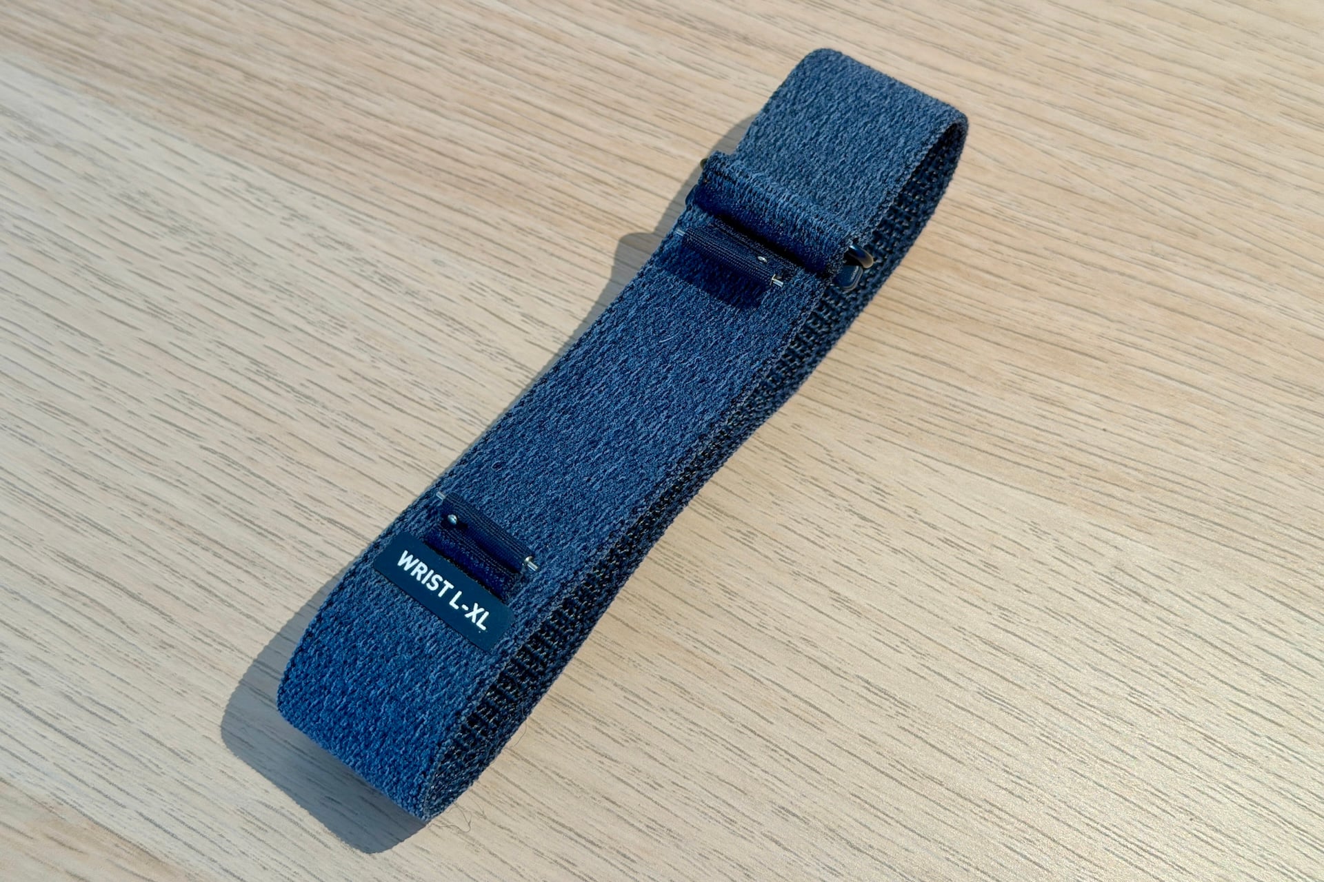 Garmin Cirqa Smart Band 00011