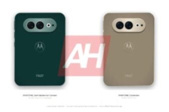 Motorola Razr Wide Mock Up (1)