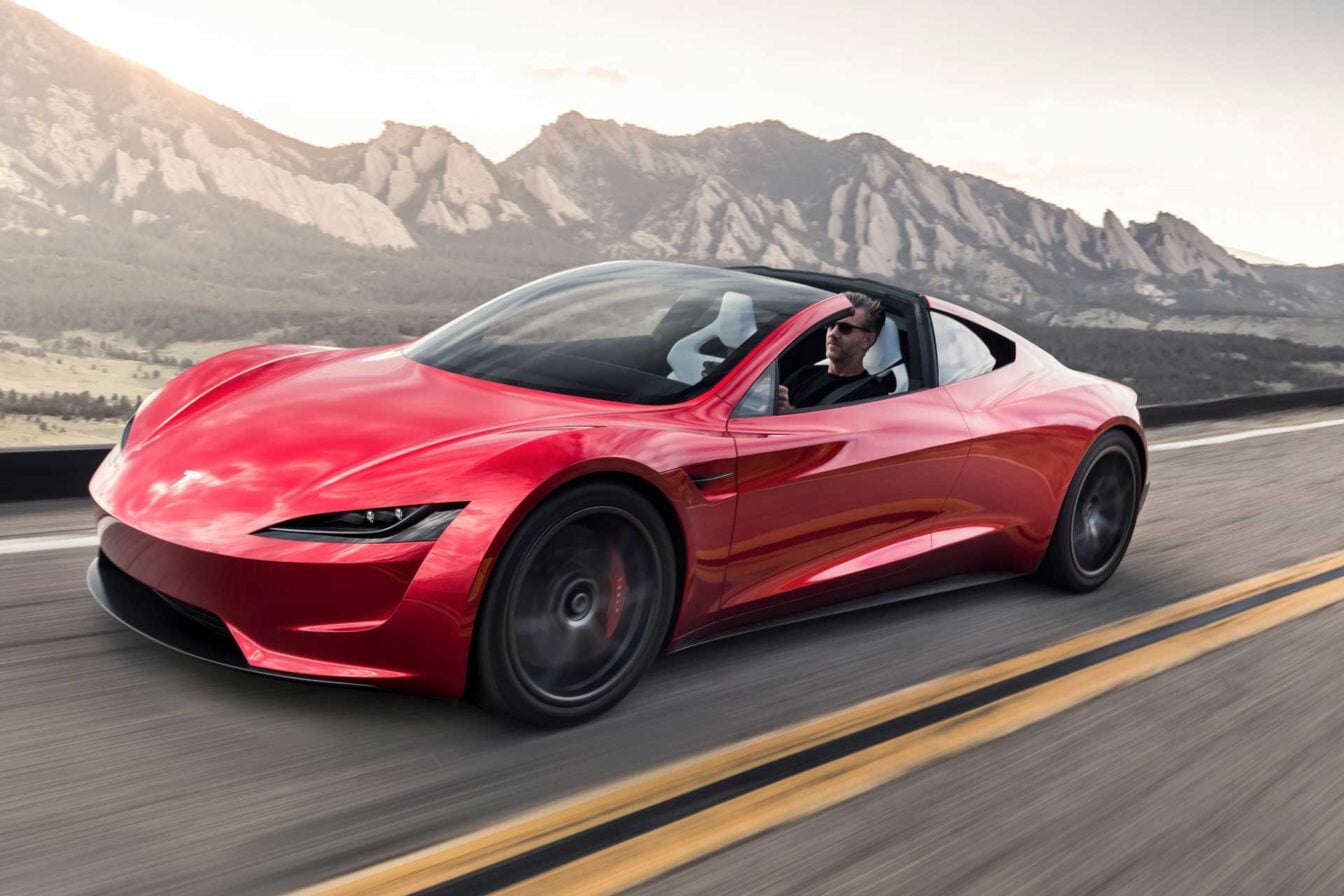 Après neuf ans d’attente, la Tesla Roadster reportée à cause de… la pluie
