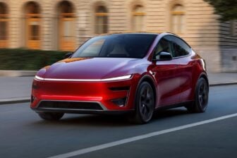 Tesla Model Y (6)
