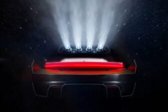 Tesla Roadster (2)