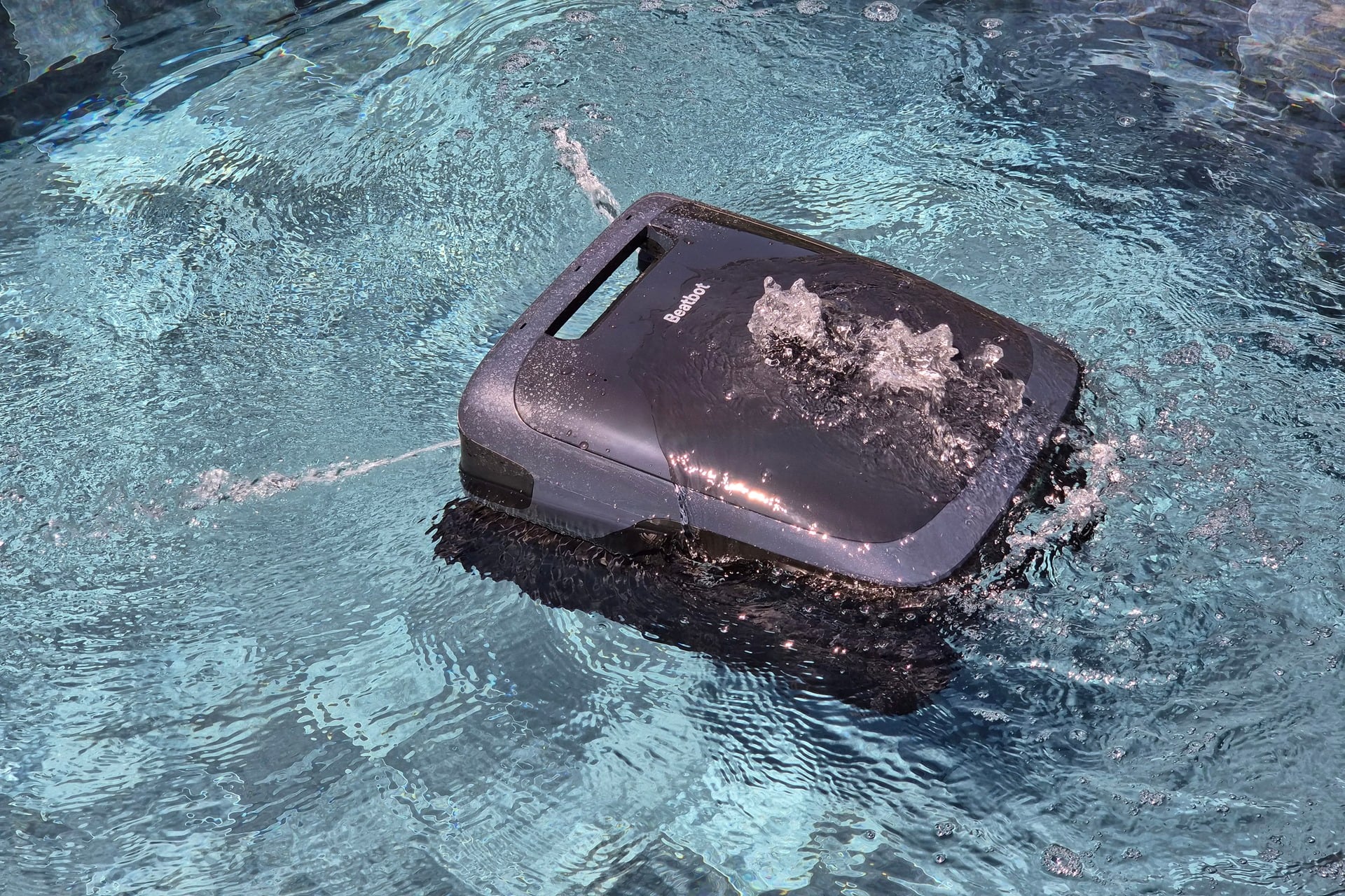 Test robot piscine Beatbot Sora 70 surface