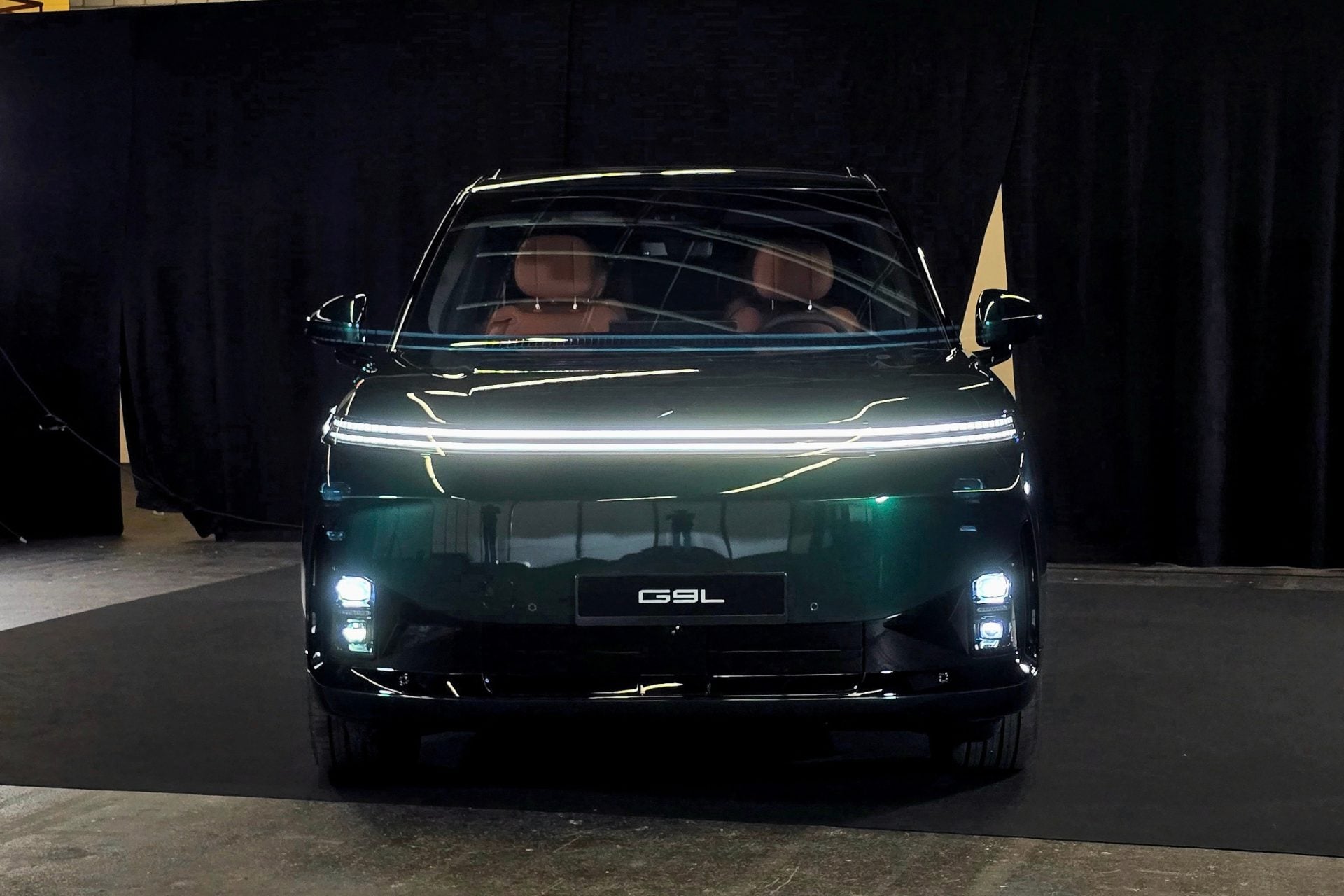 Xpeng G9l (2)